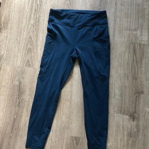 Size 10 lulu lemon pants.